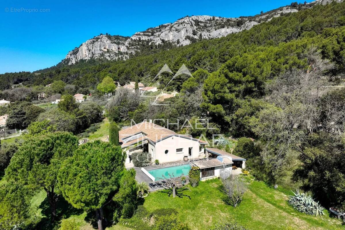Maison à MERINDOL