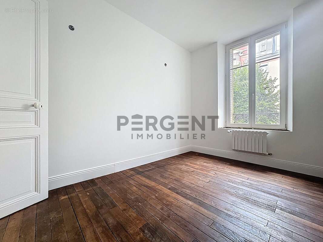 Appartement à CHARLEVILLE-MEZIERES