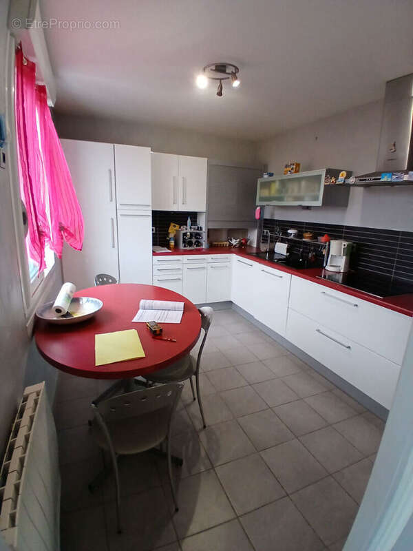 Maison SAINT BERTHEVIN 8 pièce(s) 124 m2 - photo 6
