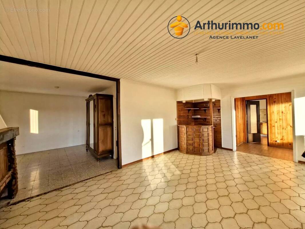 Maison à LAROQUE-D'OLMES