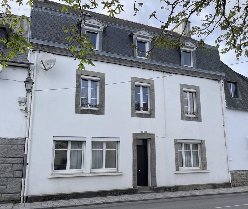 Maison à RIEC-SUR-BELON