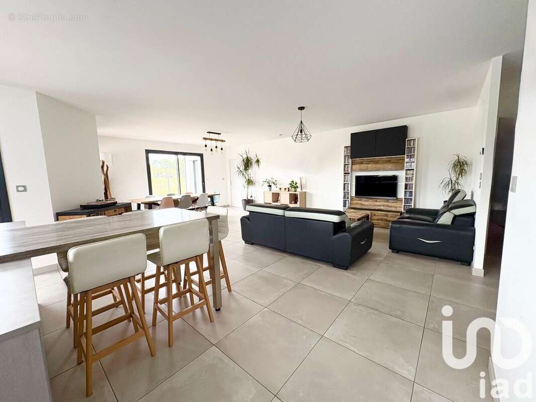 Photo 4 - Maison à CABANAC-ET-VILLAGRAINS