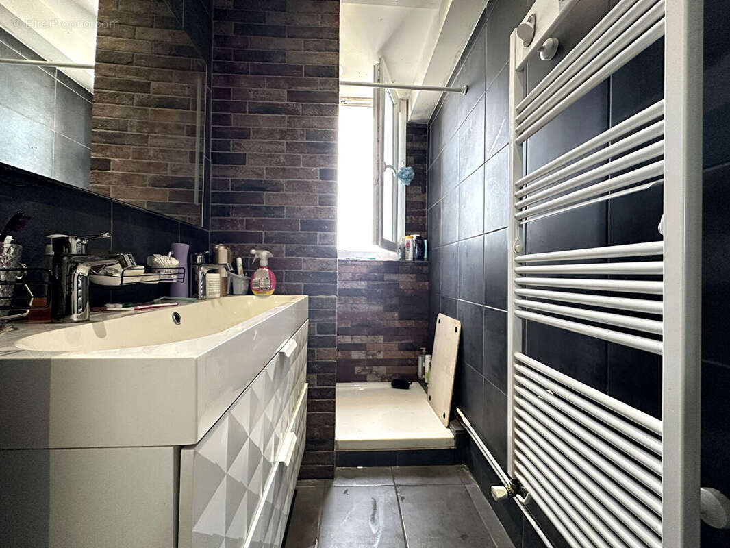 Appartement à VENISSIEUX