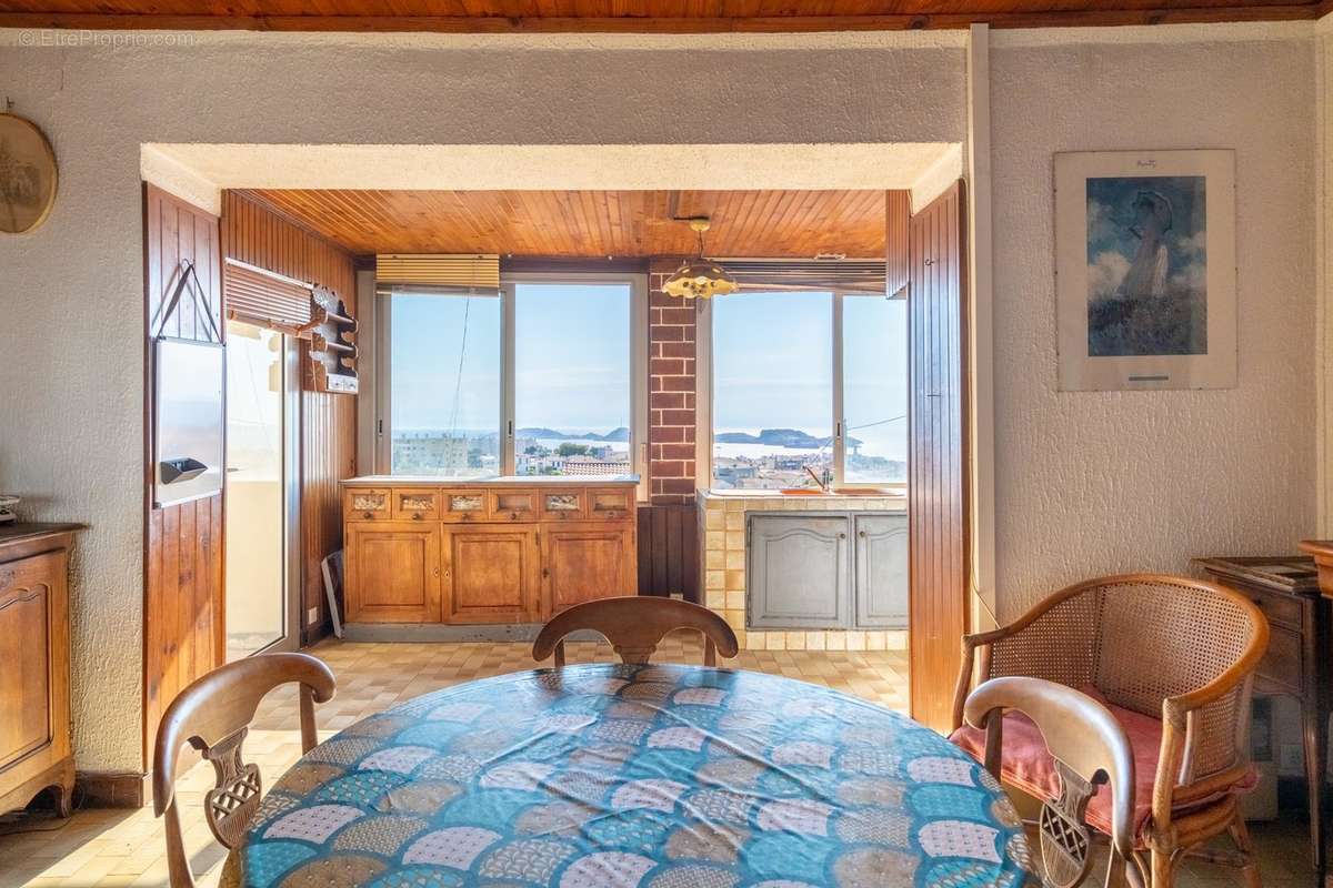 Vente maison avec jardin vue mer 210m² - ROUCAS BLANC - photo 4