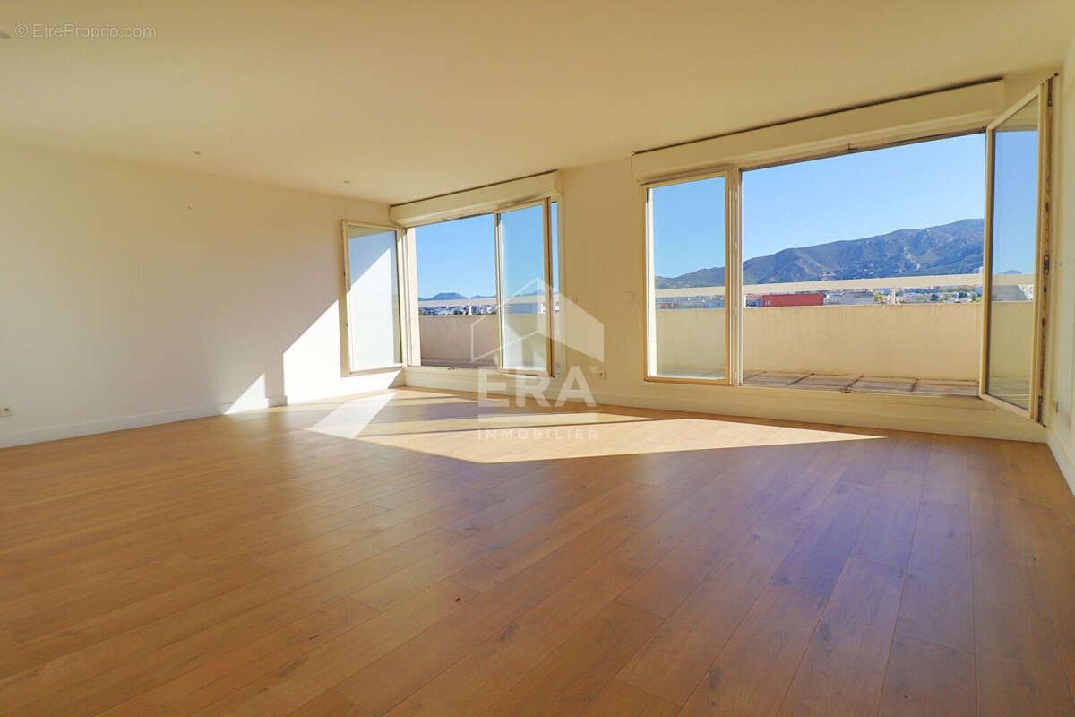 Appartement à MARSEILLE-10E