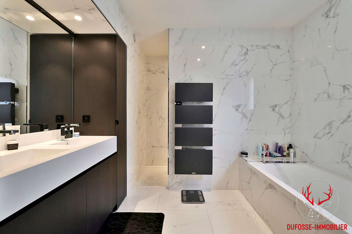 Appartement à LYON-6E