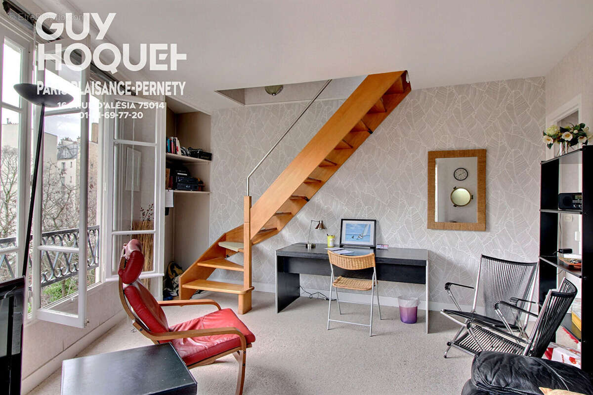 Appartement à PARIS-14E