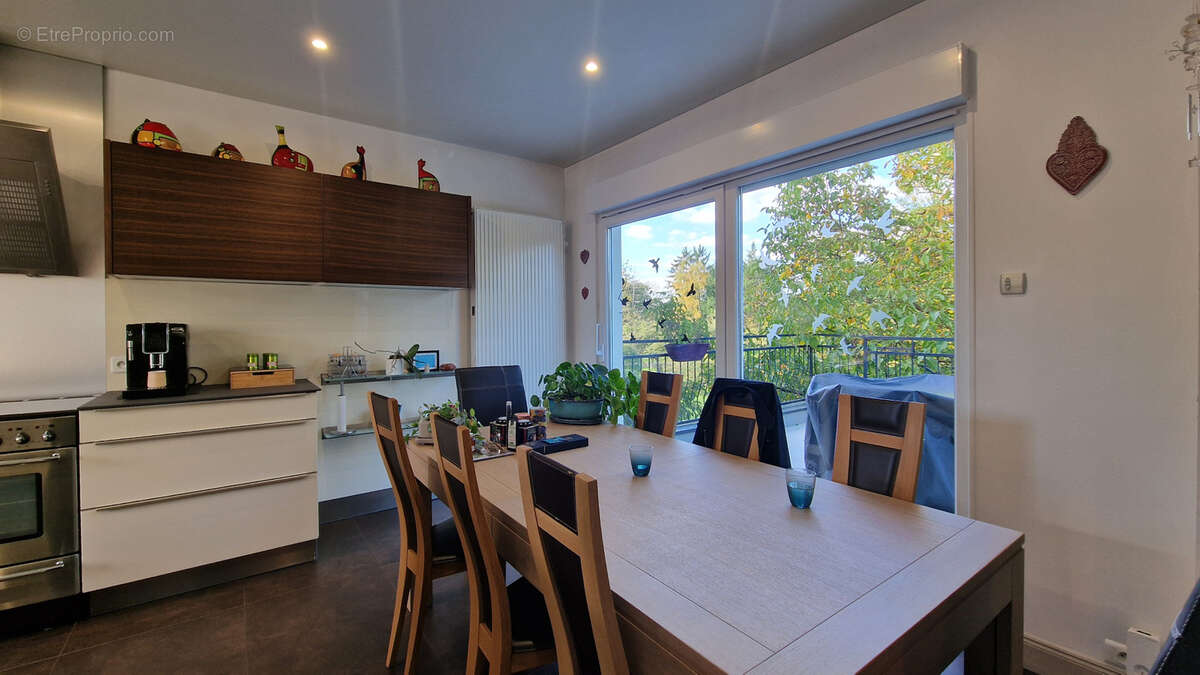 Maison à COURCELLES-CHAUSSY