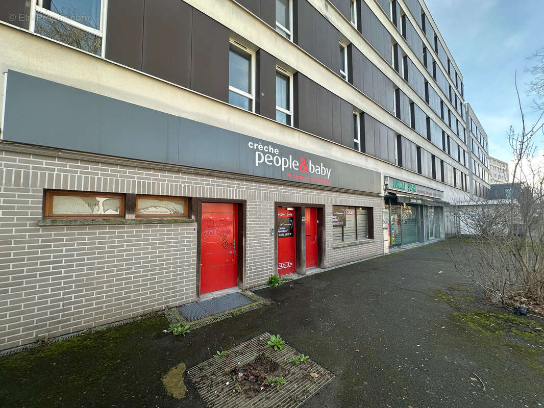 Commerce à IVRY-SUR-SEINE