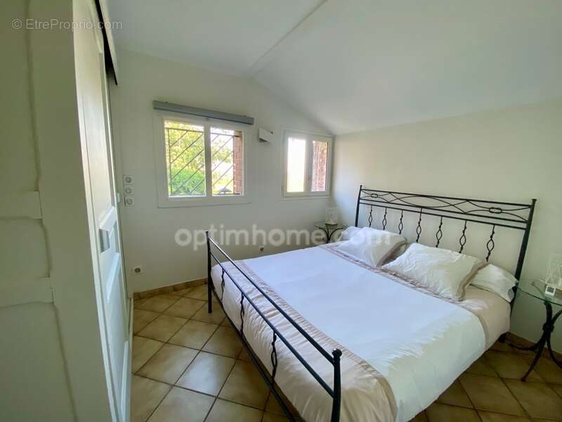 Maison à SAINT-JUST-EN-BRIE