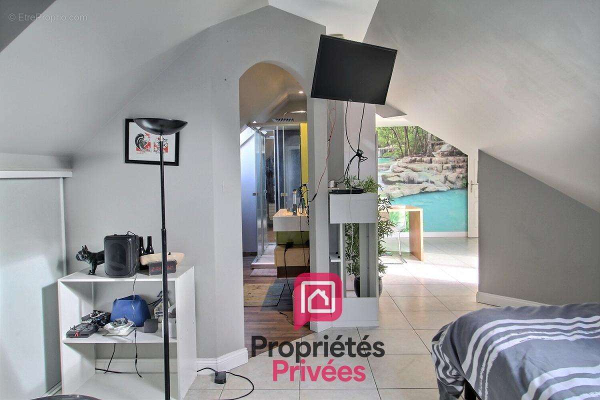 Maison à VILLEMANDEUR