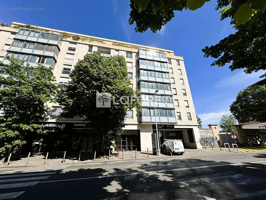 Parking à MARSEILLE-8E