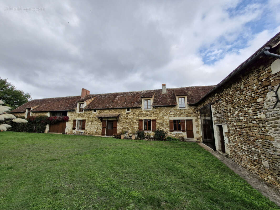 Maison à CHATELLERAULT