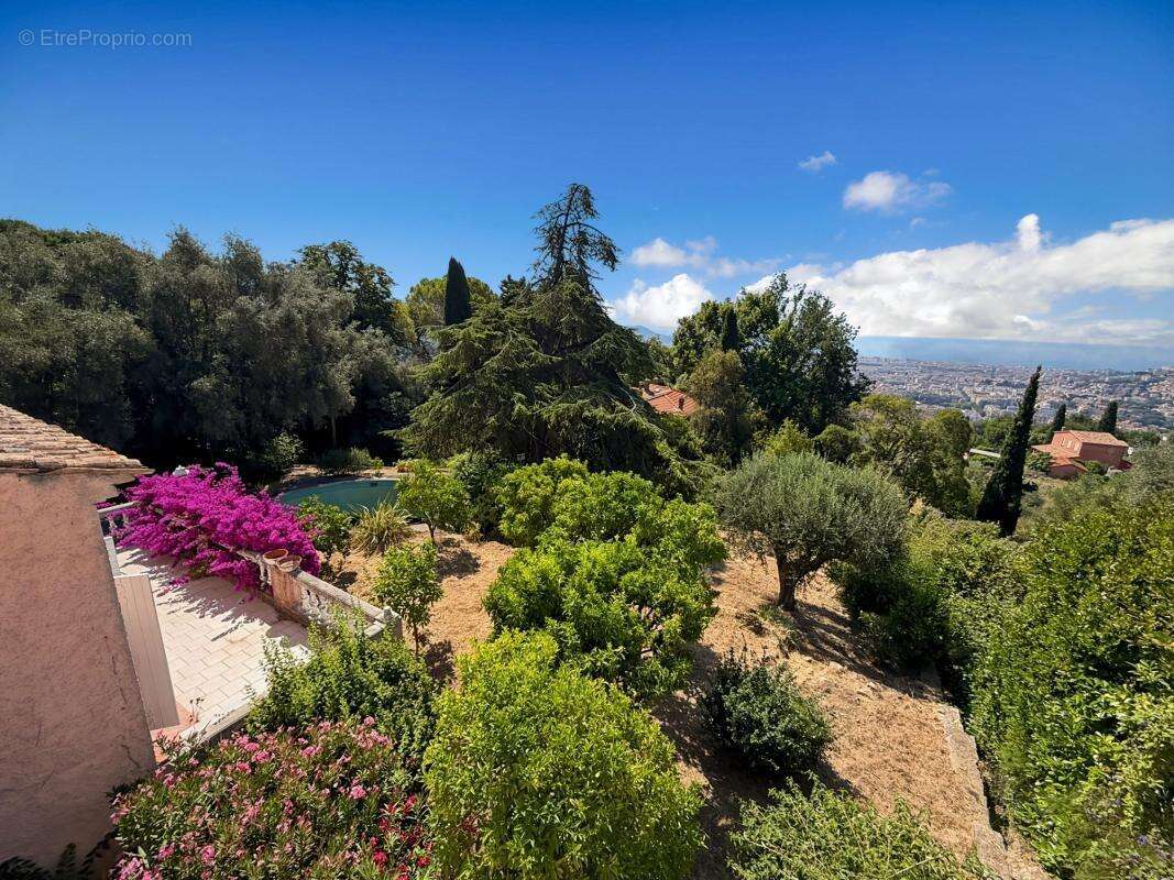 Nice gairaut – villa provençale avec vue mer, piscine, terrain de 2 000 m² et garage de 100 m² - photo 25