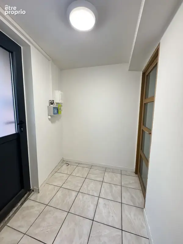 Maison de village 90 m2 appartement T3 + studio - photo 9