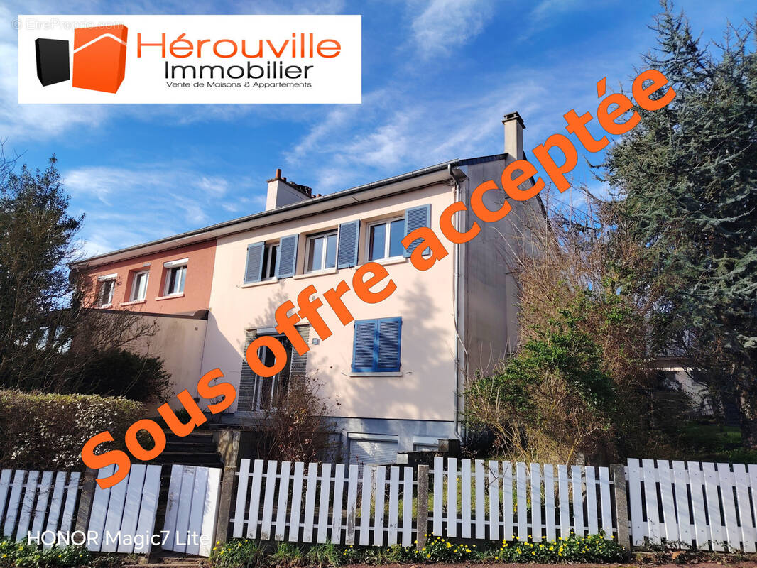 Maison à HEROUVILLE-SAINT-CLAIR
