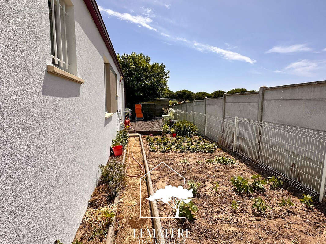 Maison à LES MATHES