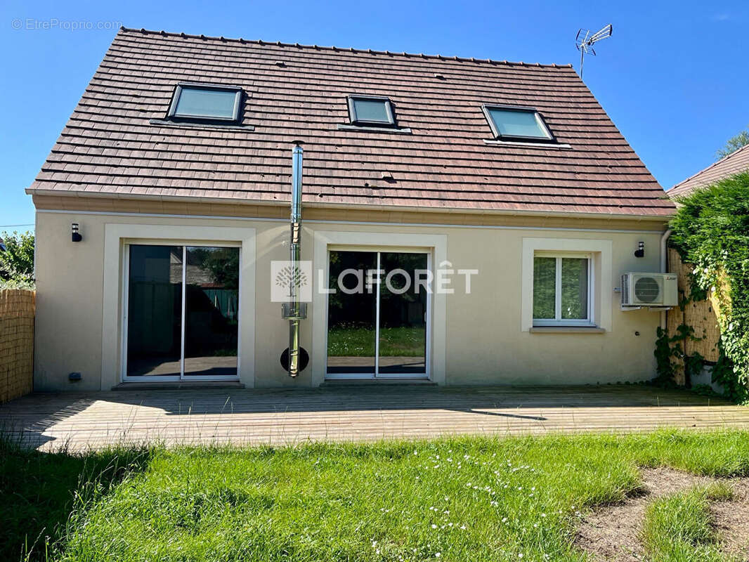 Maison à CIRES-LES-MELLO