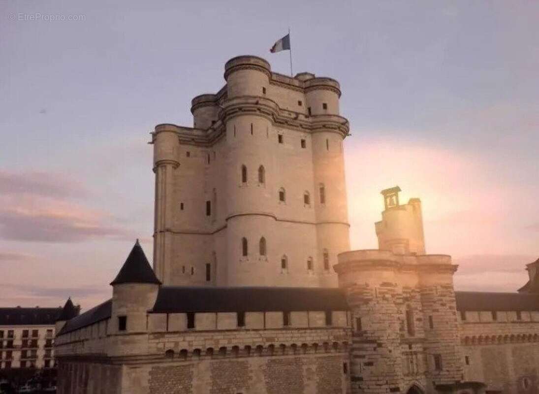 Photo 4 - Commerce à VINCENNES