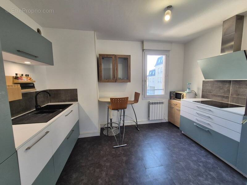 Appartement à AUNEAU