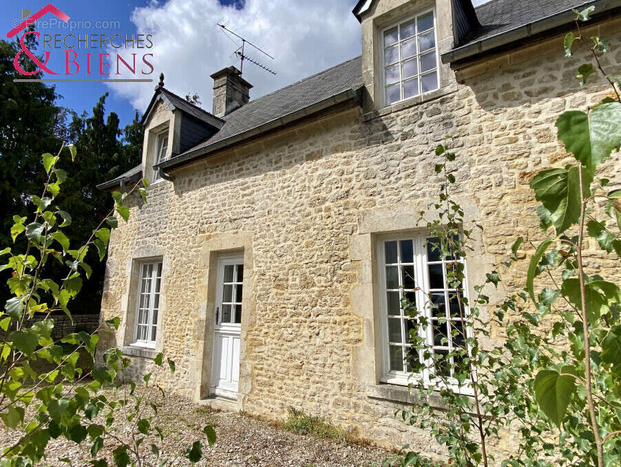 Maison à YVETOT-BOCAGE