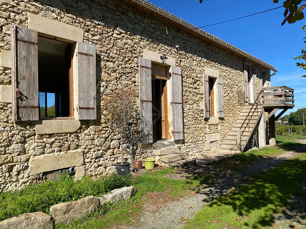 Maison à GENSAC