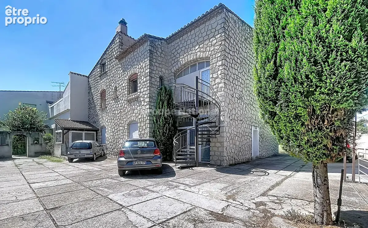 Appartement à ARLES
