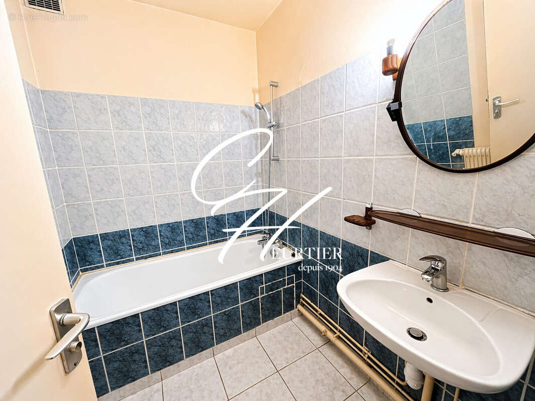 Appartement à SEYSSINET-PARISET