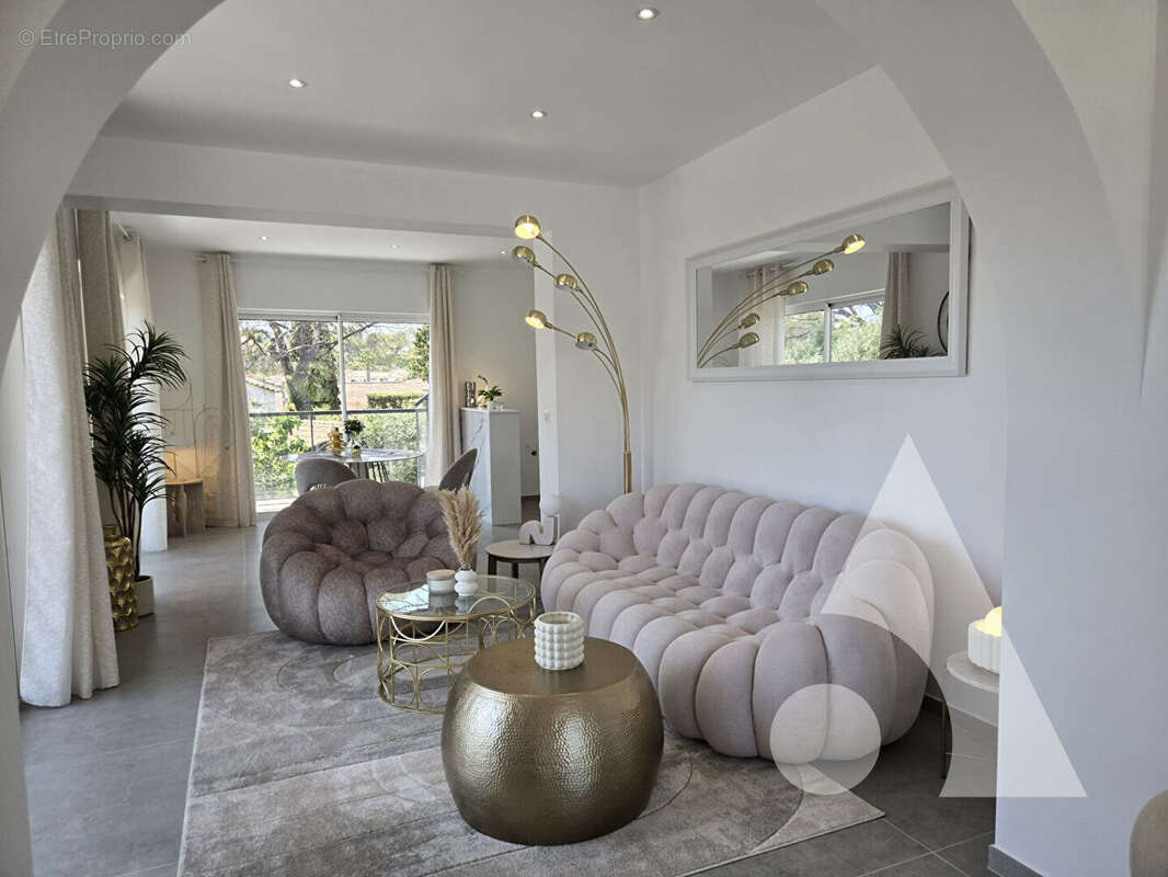 Appartement Saint Raphael 3 pièce(s) 80 m2, ROOFTOP VUE MER 103 m² - photo 2