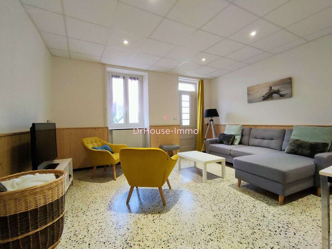 Maison à ANNEYRON