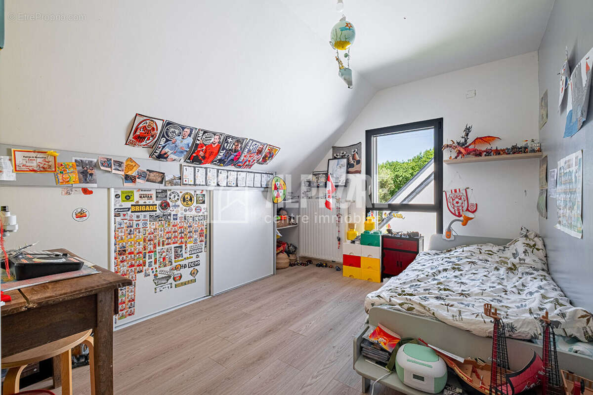 Maison RT2012 en classe A ,de 4 chambres - Garage  sur 1105m² de terrain - photo 16