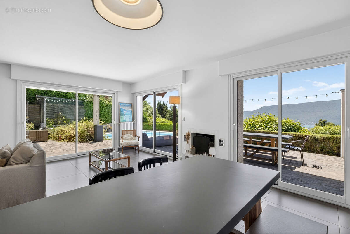 Trévignin - Villa avec vue lac - Terrain 2500 m2 - photo 5