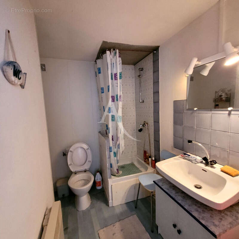 Maison à SAINT-AVAUGOURD-DES-LANDES