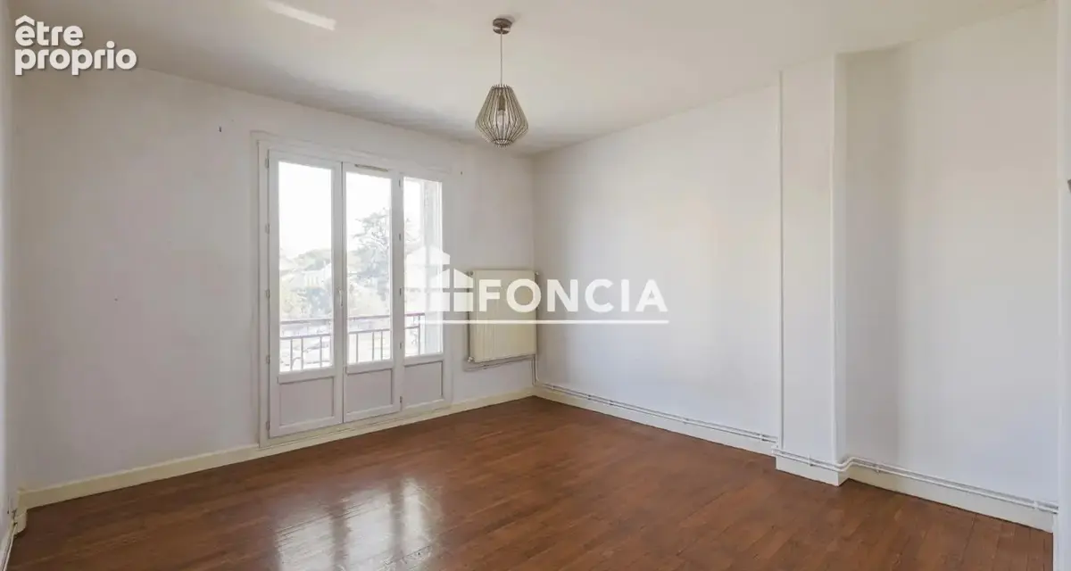 GRENOBLE, 139 rue des Alliés - T3 pour investissement locatif ! - photo 2