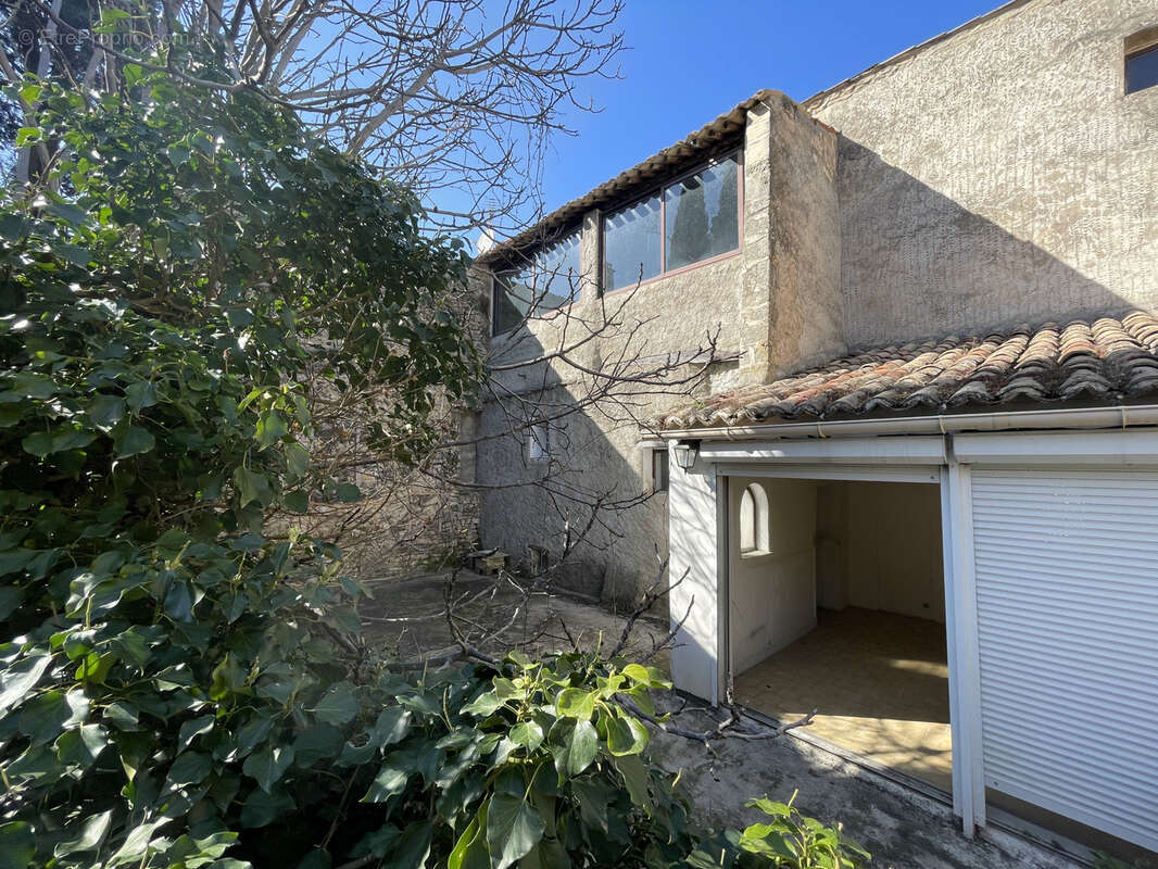 Maison à VAISON-LA-ROMAINE
