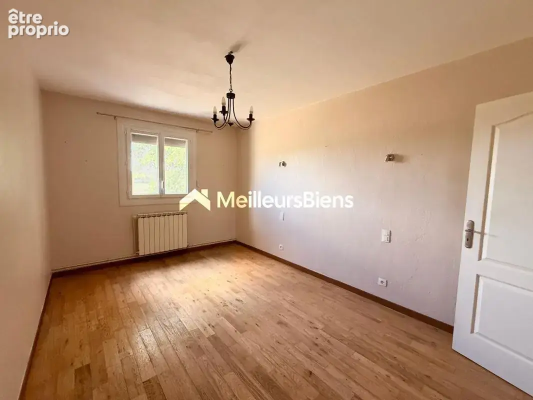 maison familiale 222  m²-8 pièces-6 chambres-2206 m² de terrain - photo 18