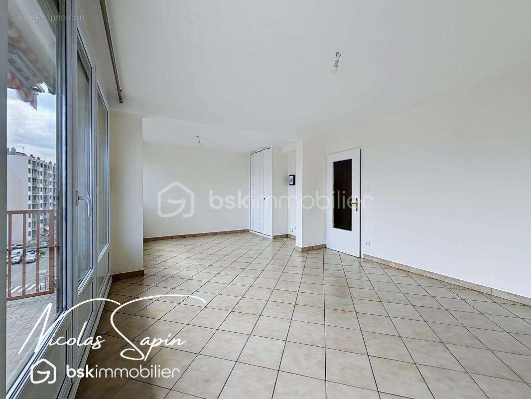 Appartement à ECHIROLLES