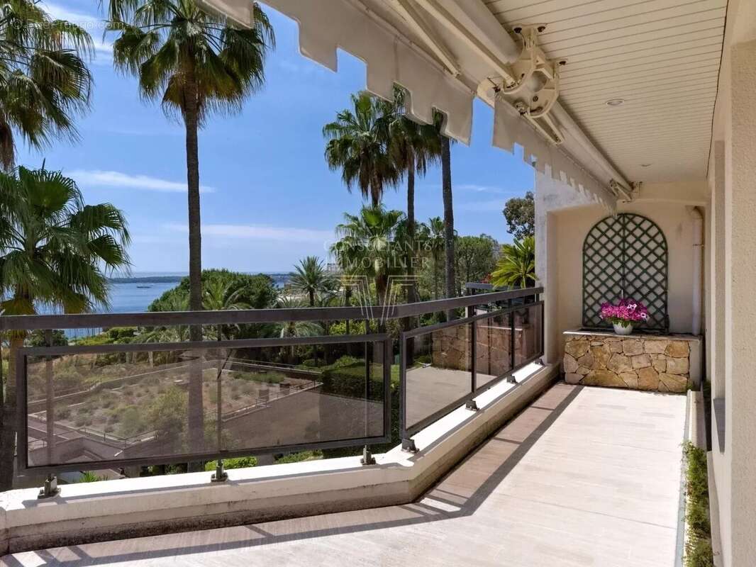 Appartement à CANNES