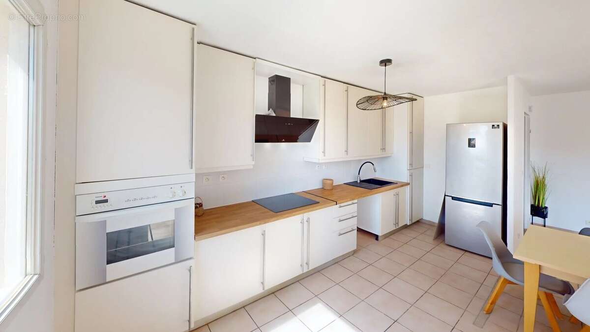 Appartement à VILLENEUVE-LOUBET
