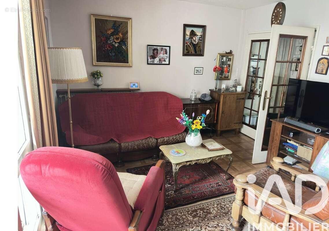 Photo 5 - Appartement à LA GARENNE-COLOMBES