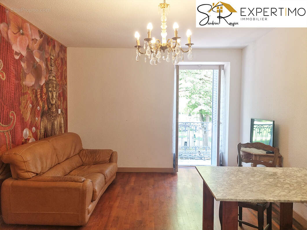 Appartement à NERIS-LES-BAINS