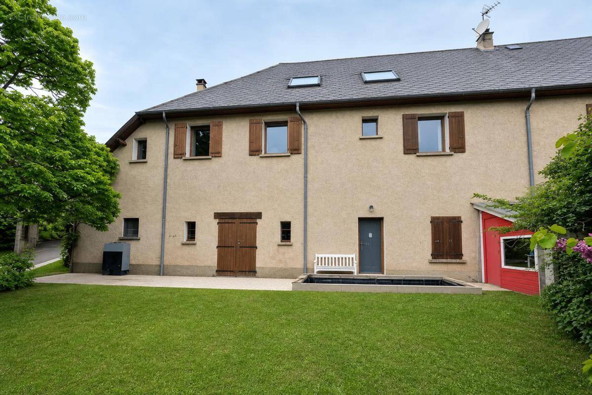 Maison à PELLEAUTIER