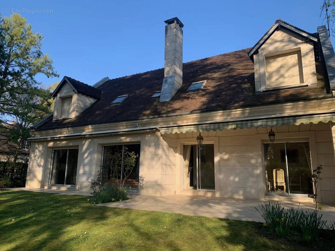 Maison à VAUCRESSON