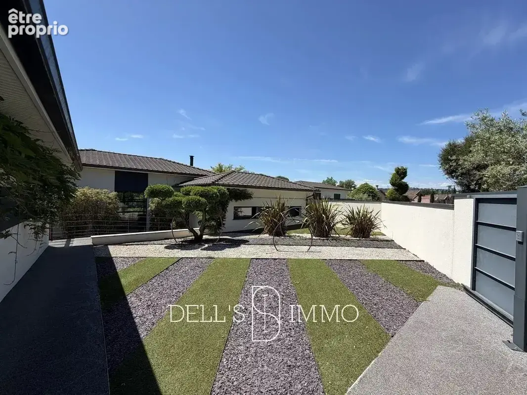 Villa de plain pied - Piscine -  Parc 3000m2 - photo 4