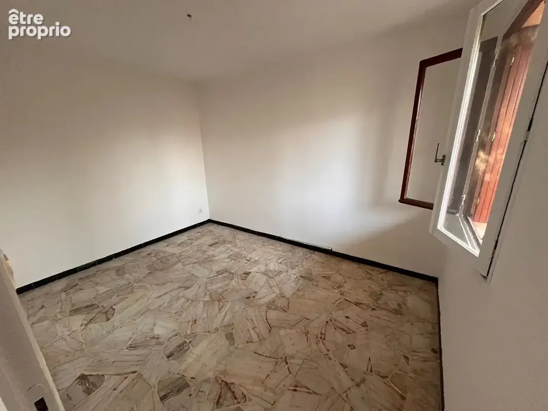 Six-fours les lones T2 36.55m2 + loggia fermée 11m2 et jardin - photo 9