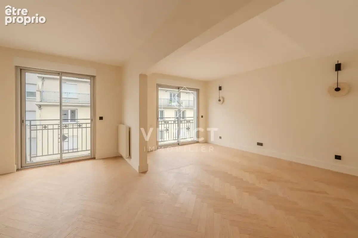 Appartement 5 pièces 89 m² à vendre à Paris-15e (75015) - photo 7
