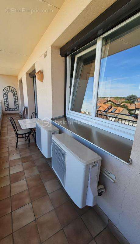 Appartement à LE COTEAU
