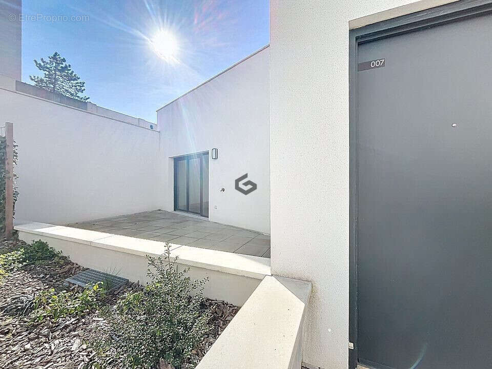 Appartement 73 m² à Reims  - photo 2