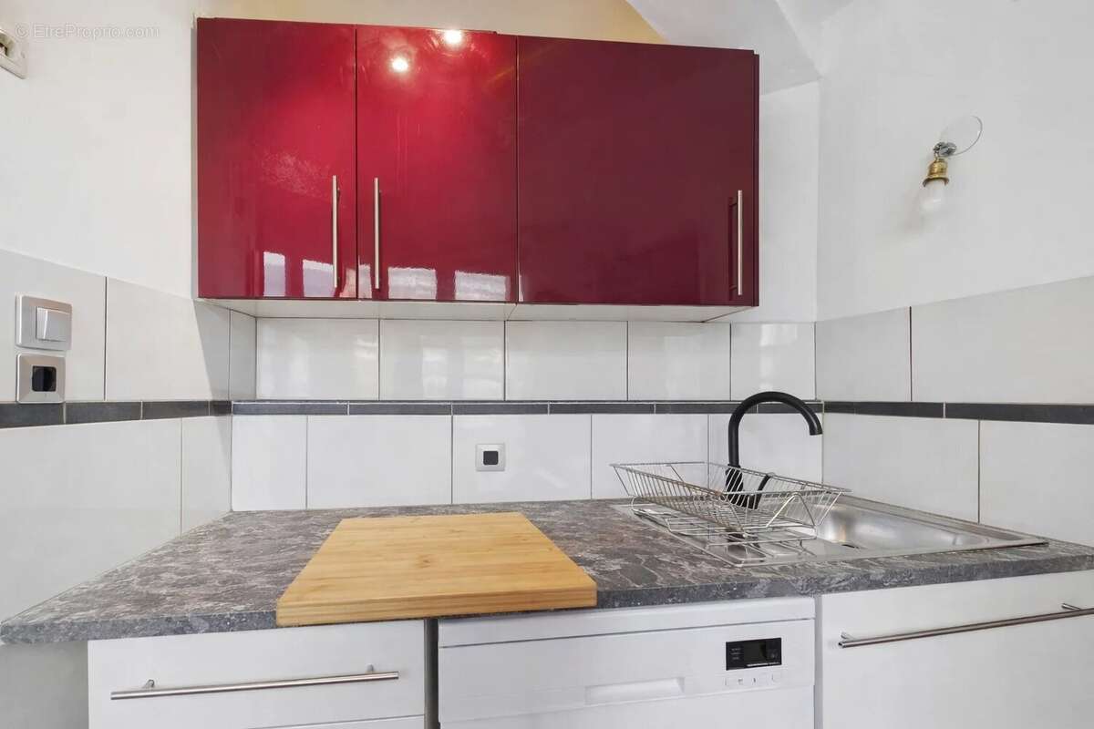 Appartement à PARIS-2E