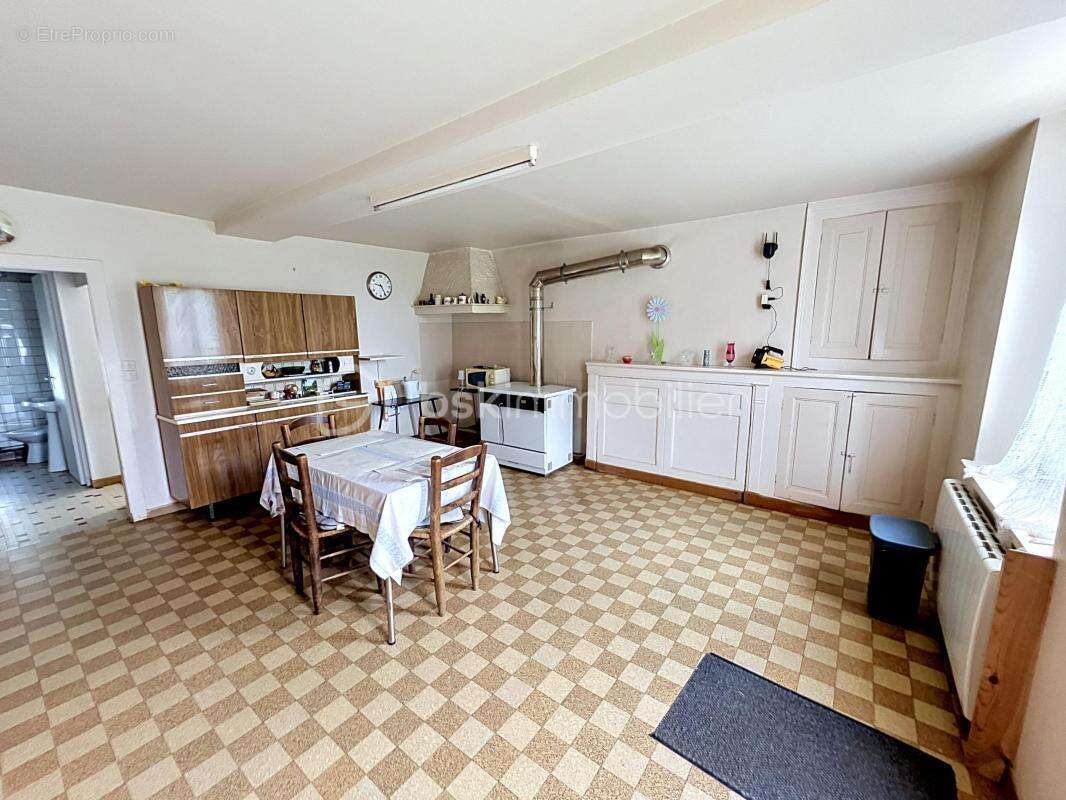 Maison à CHANTECOQ